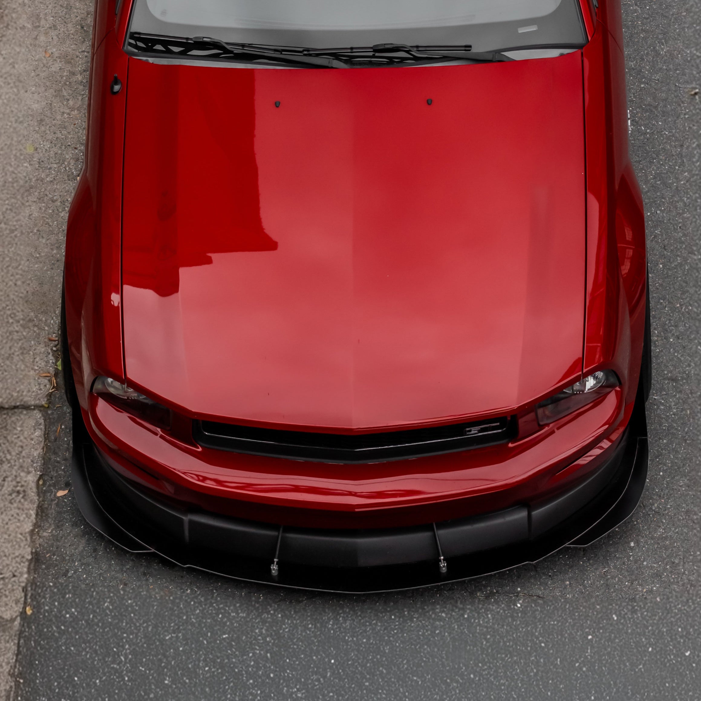 05-09 Mustang GT Front Splitter (With End Plates)