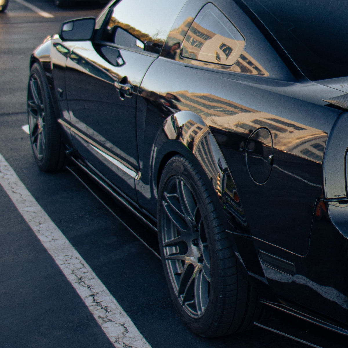05-14 Mustang Side Splitter (Straight Style)