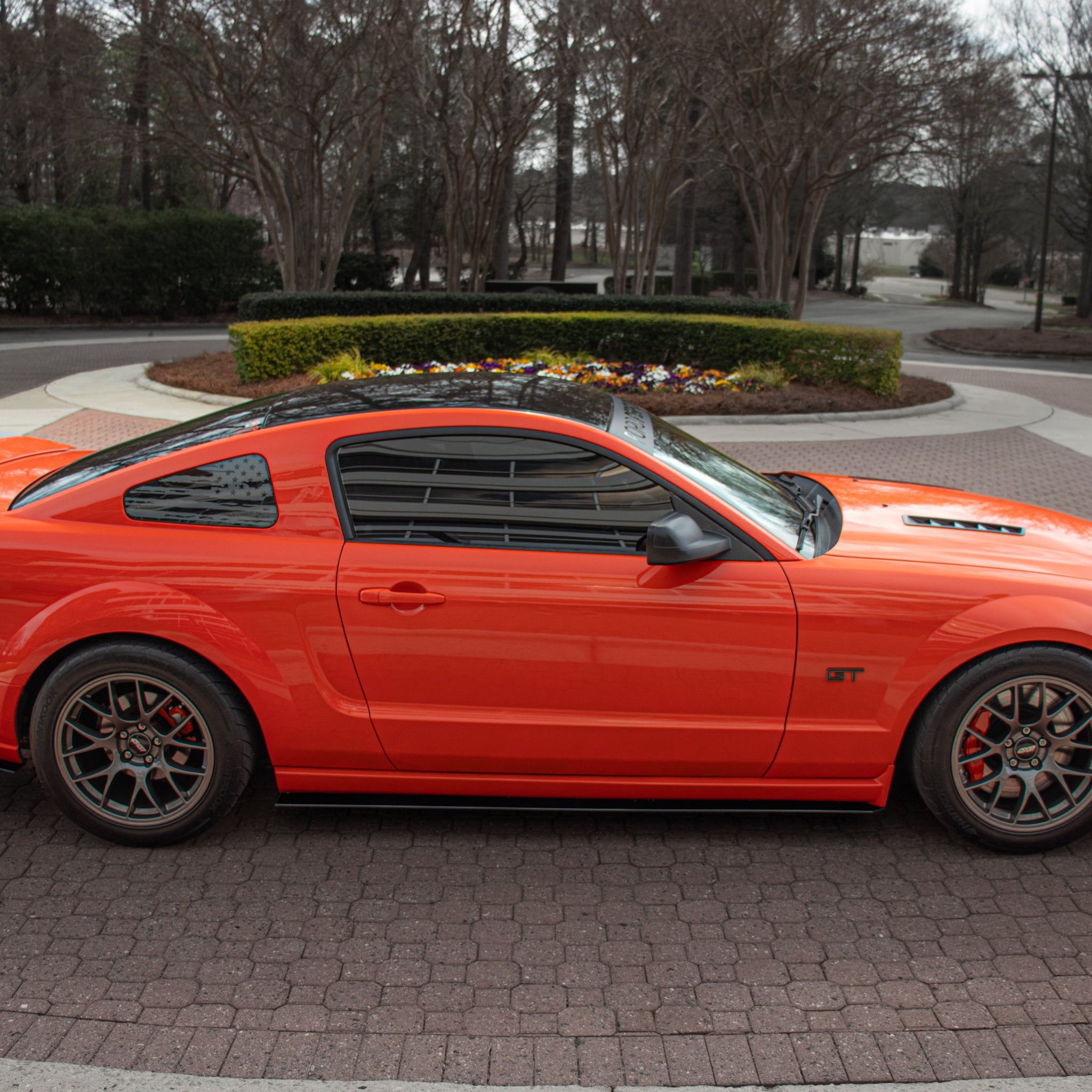 05-14 Mustang Side Splitter (Straight Style)