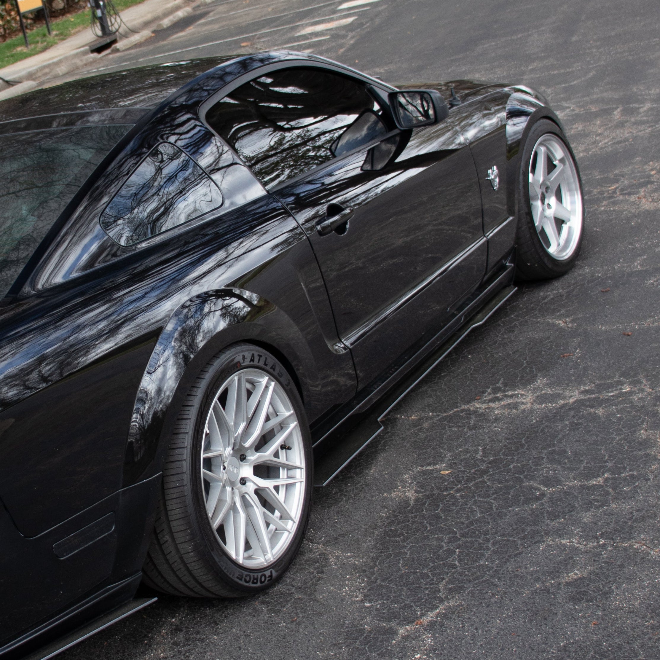 05-14 Mustang Side Splitter (Double Flared)