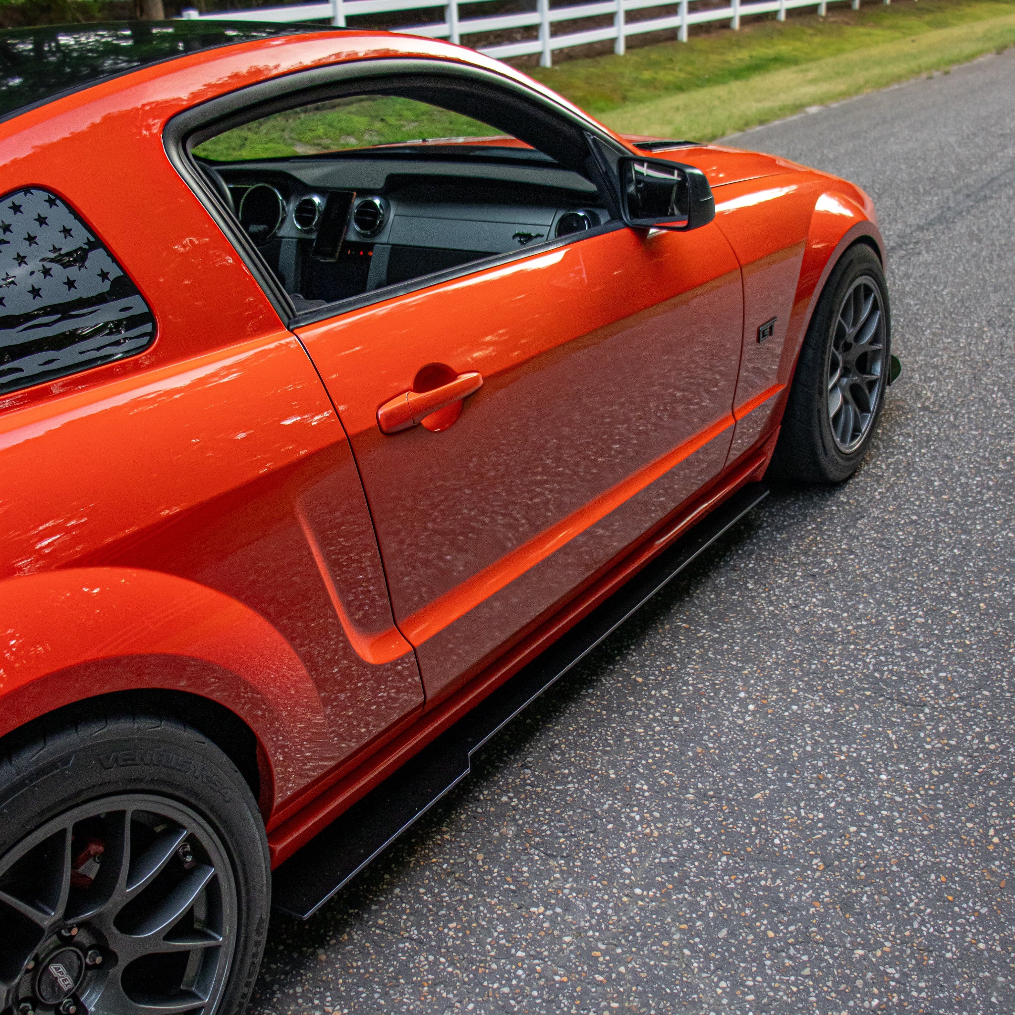05–14 Mustang Side Splitters (Rear Flared)