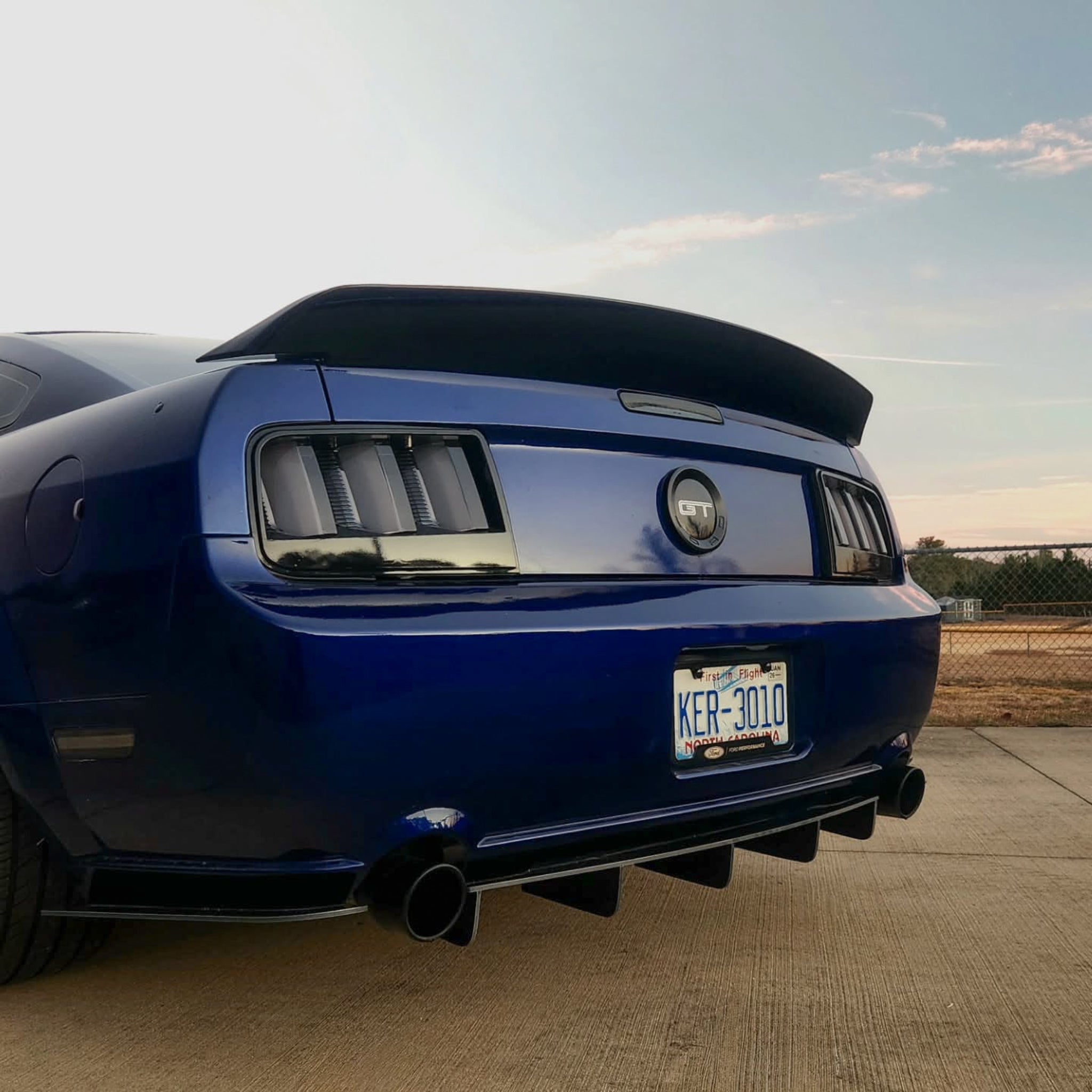 05-09 GT Diffuser/Rear Side Splitter Combo